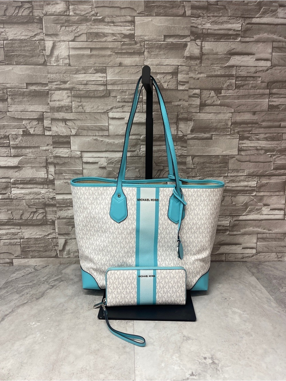 Michael Kors Eva Signature Logo Tote + Pouch & Wallet Rare Ocean Blue Vanilla